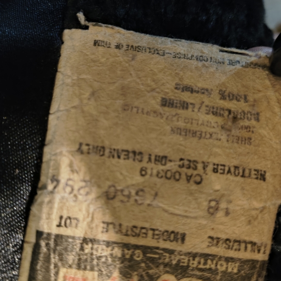 Chic Black Teddy Jacket - Picture 3 of 7